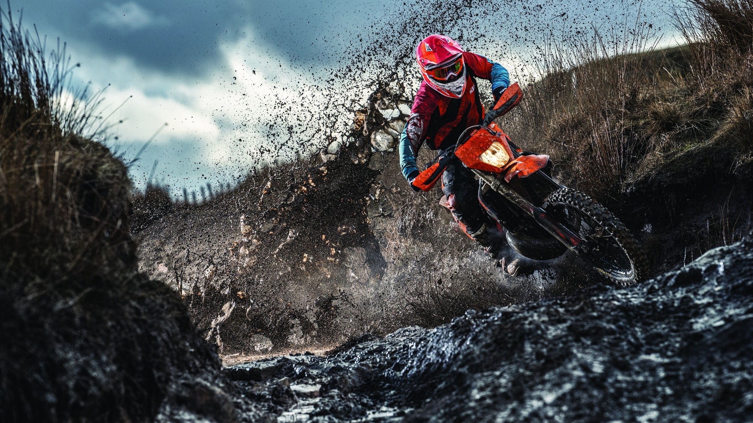 国家队引入高原训练营提高身体适应极端环境能力，国家高原体育训练基地